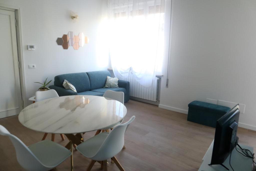 Santa Maria Novella - Golden Lily Florence, City Center Apartment Εξωτερικό φωτογραφία